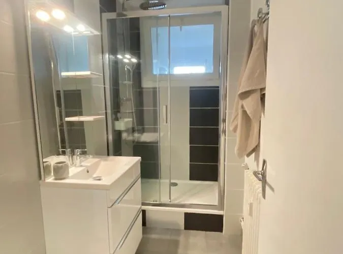 Lumineux Et Traversant Daire